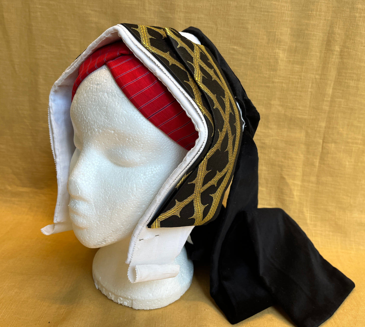 Kit for a Henrician lady's bonnet & frontlet