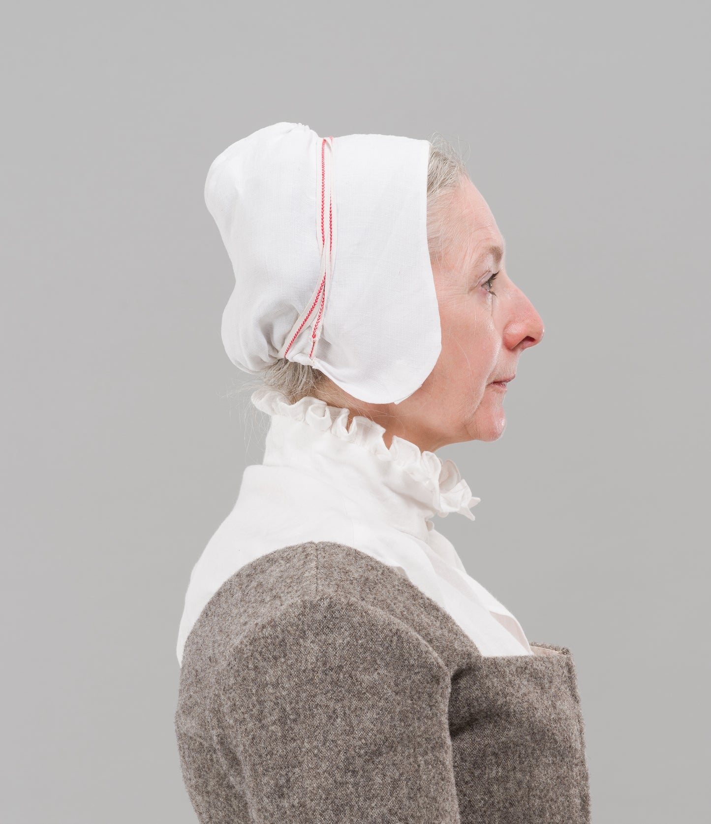 Pattern for Tudor woman’s head linen