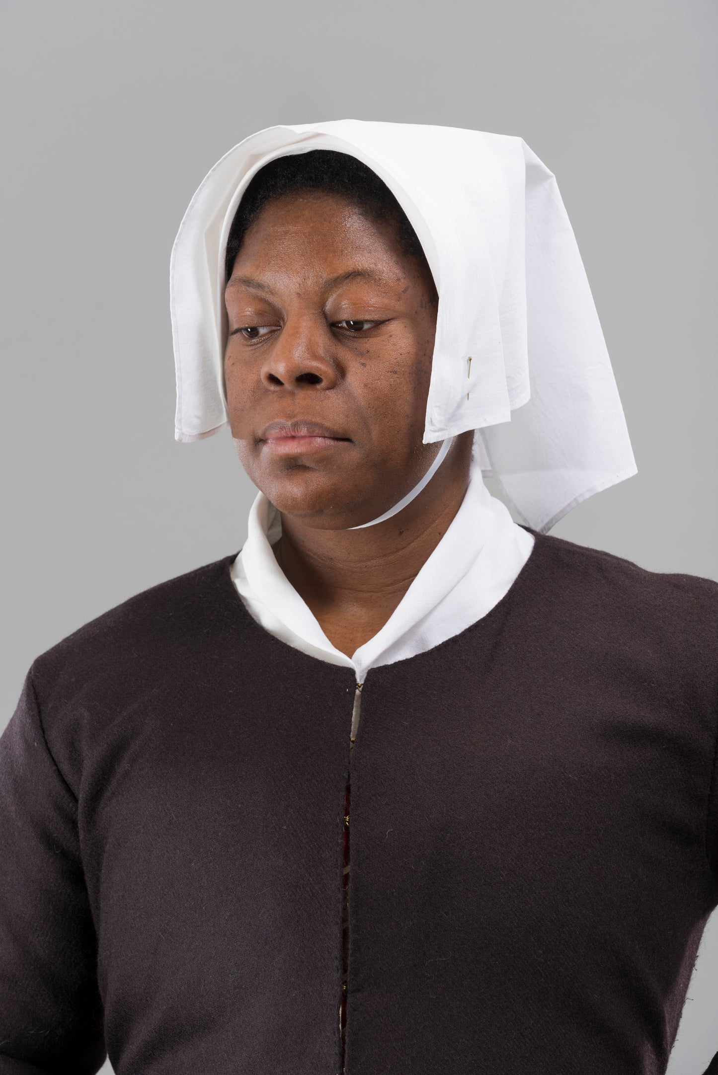 Pattern for Tudor woman’s head linen