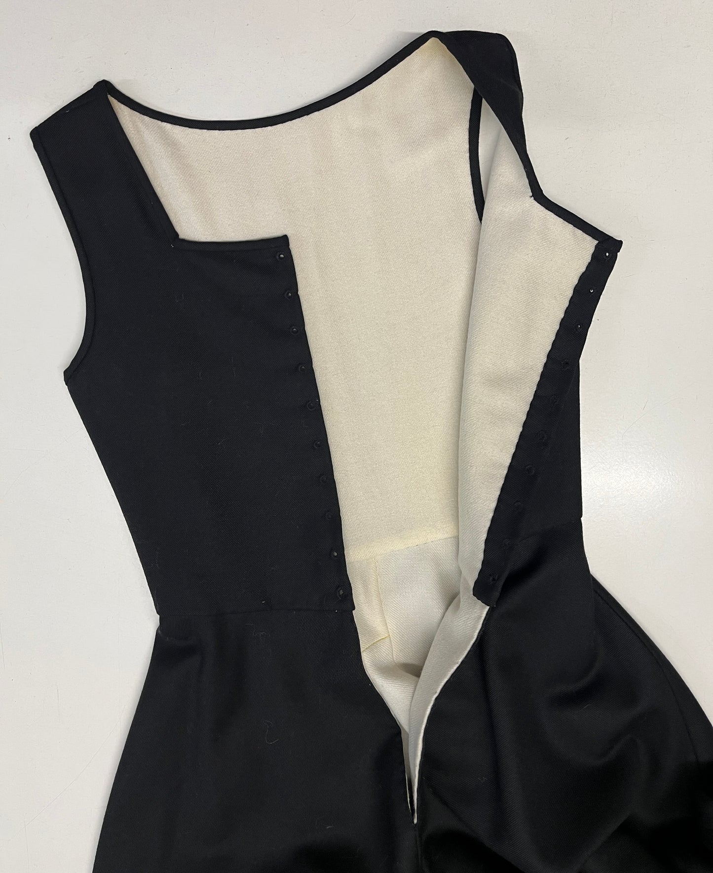 Finished garment - Tudor woman's black worsted kirtle as featured in The Queen's Servants