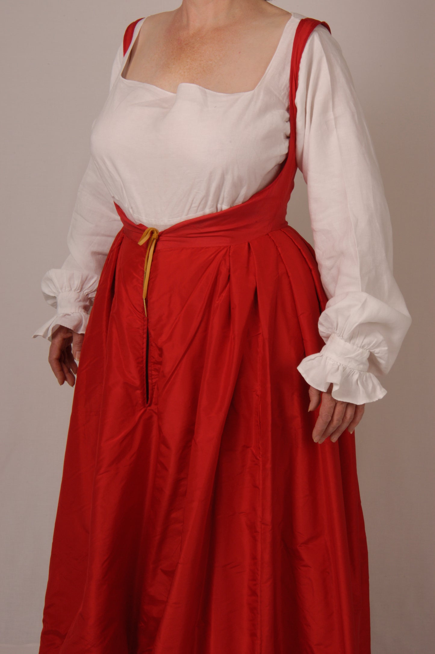 Pattern for Henrician lady's petticoat