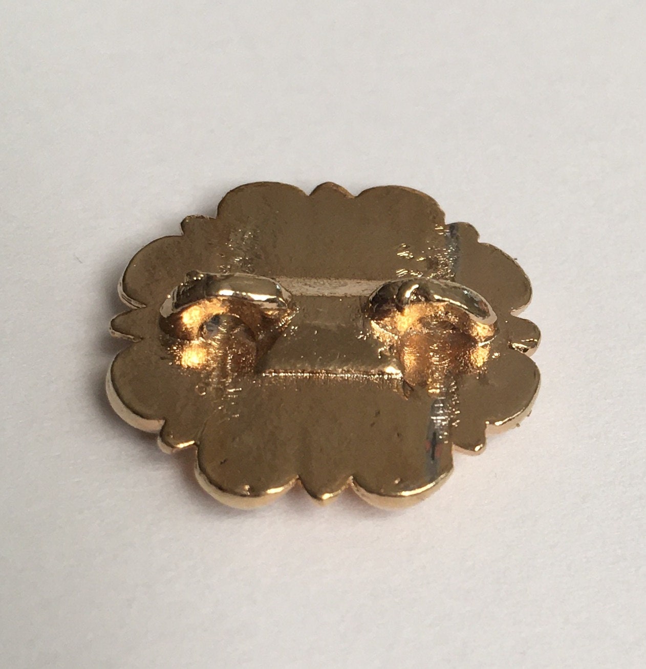 Replica Tudor style gold-plated jewels (ouches) for Renaissance or Elizabethan reenactment, available in two sizes