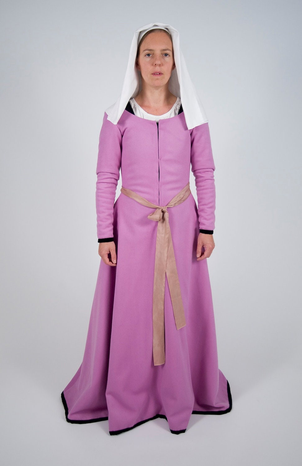 Updated Pattern for early Tudor lady's gowns