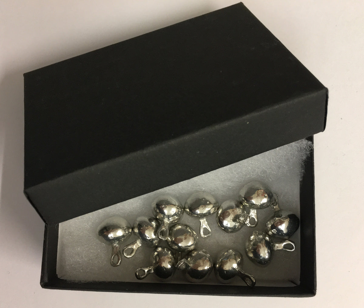 Ren Button Set of 12 replica Tudor pewter common ball buttons for Renaissance or ...