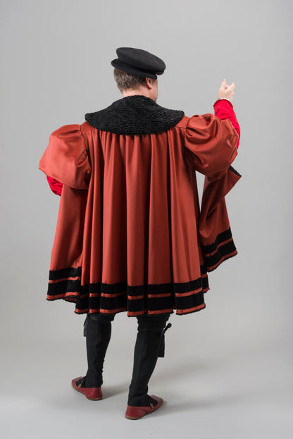 Pattern for Henrician man's short gown