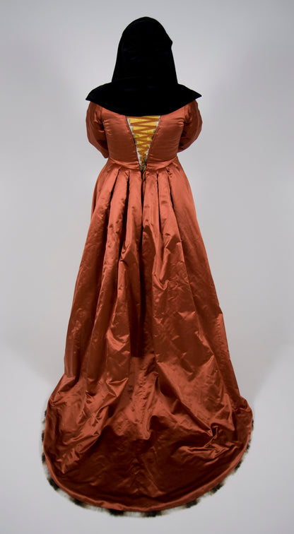 Updated Pattern for early Tudor lady's gowns