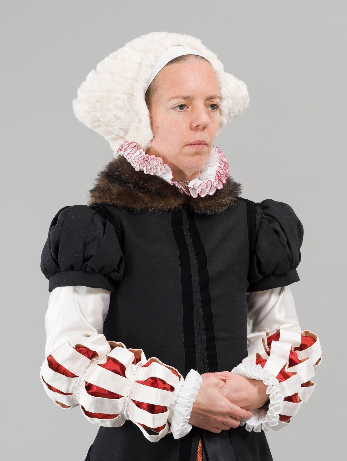 Finished Garment - Tudor woman's lettice cap