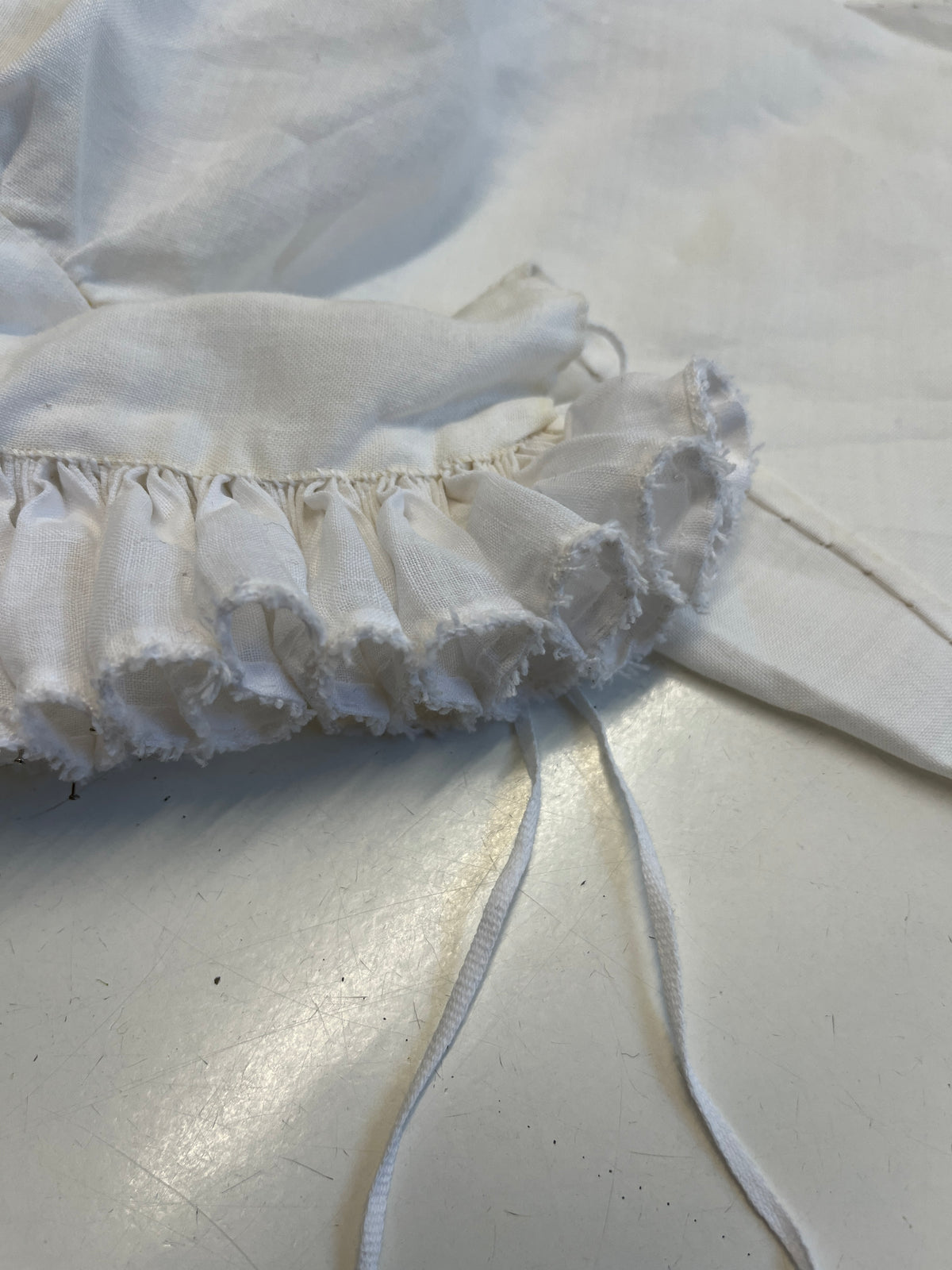 Finished garment - Tudor woman's white linen partlet with ruff