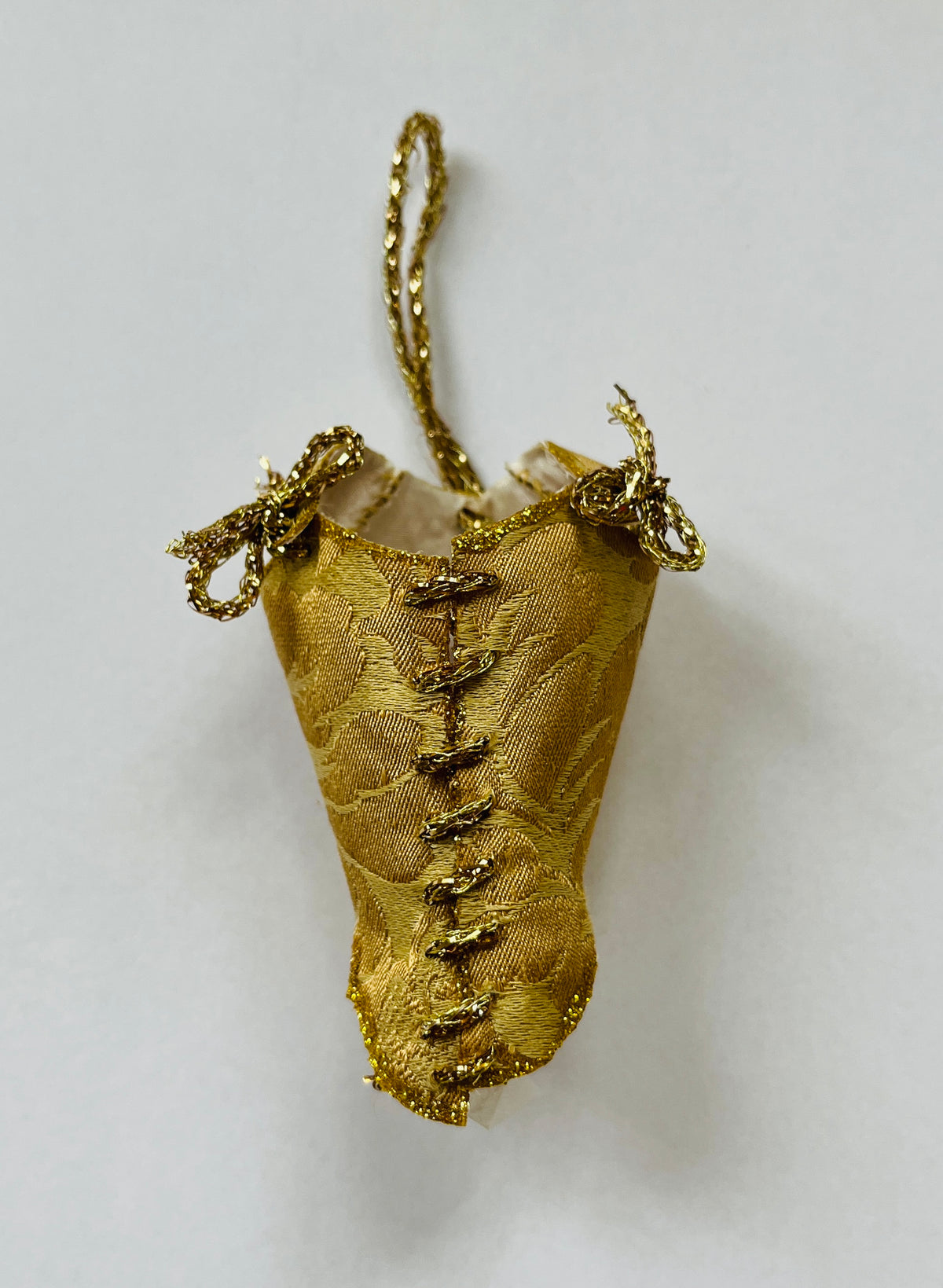 Tiny tailored treasures - hand-stitched decorations or ornaments, doublets and bodies (bodices)