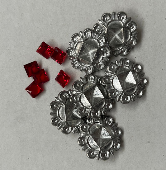 Replica Tudor style cast pewter jewel fittings (ouches) for Renaissance or Elizabethan reenactment