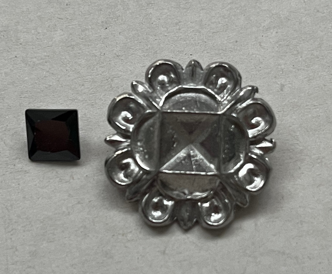 Replica Tudor style cast pewter jewel fittings (ouches) for Renaissance or Elizabethan reenactment