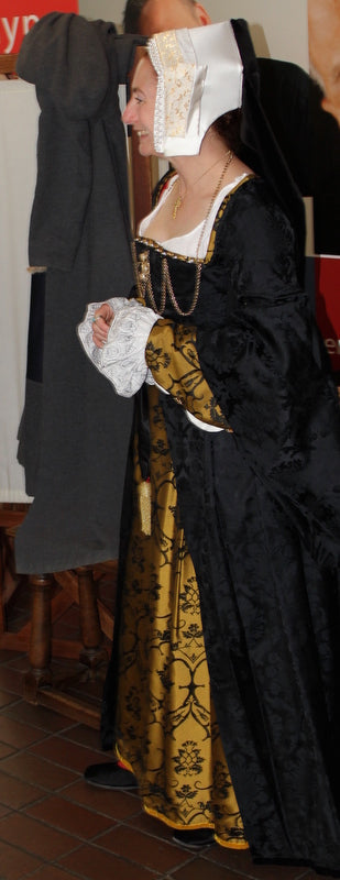 Finished costume - Silk damask gown, silk satin kirtle with jewelled neckline and strapwork sleeves