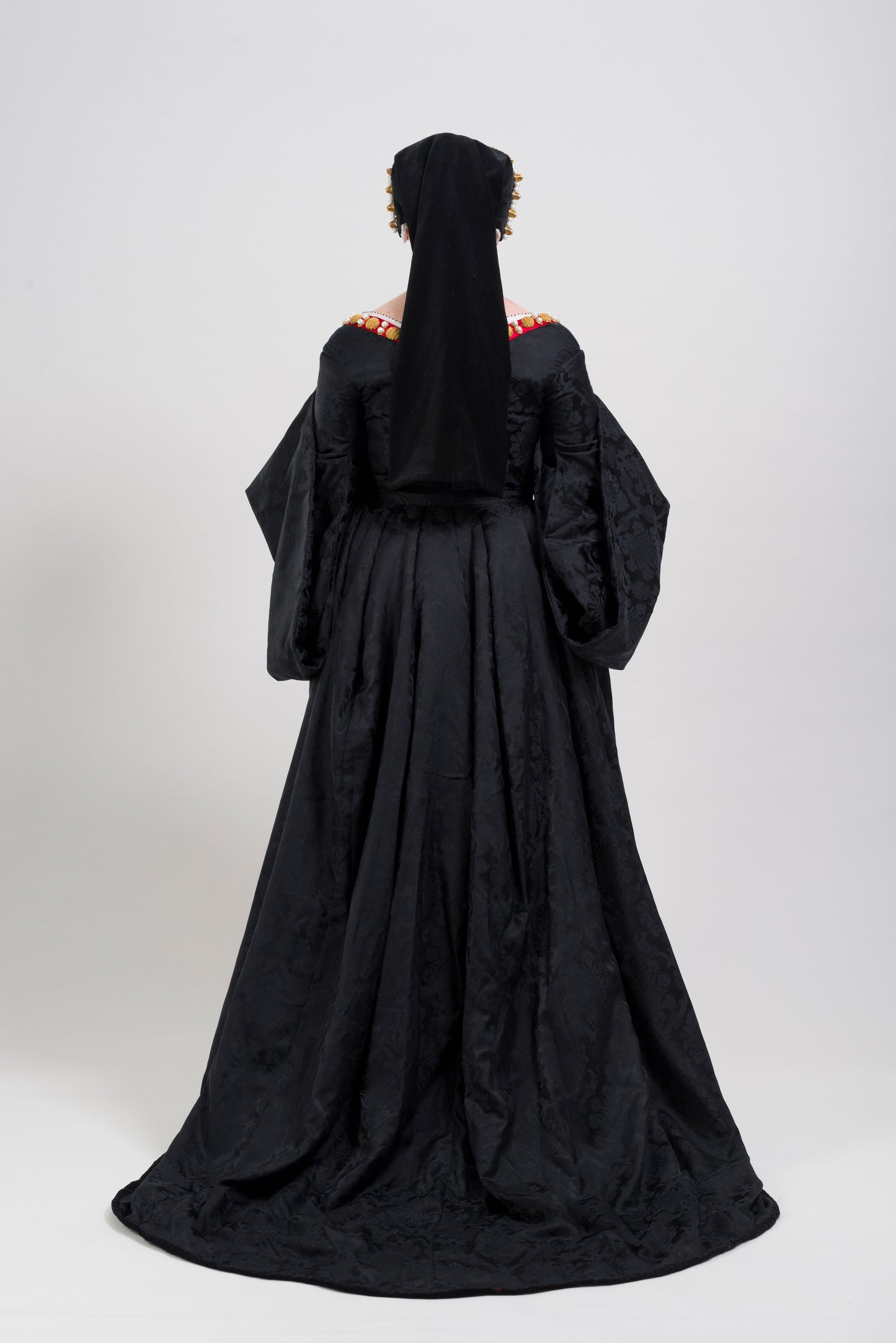 Finished costume - Silk damask gown, silk satin kirtle with jewelled neckline and strapwork sleeves