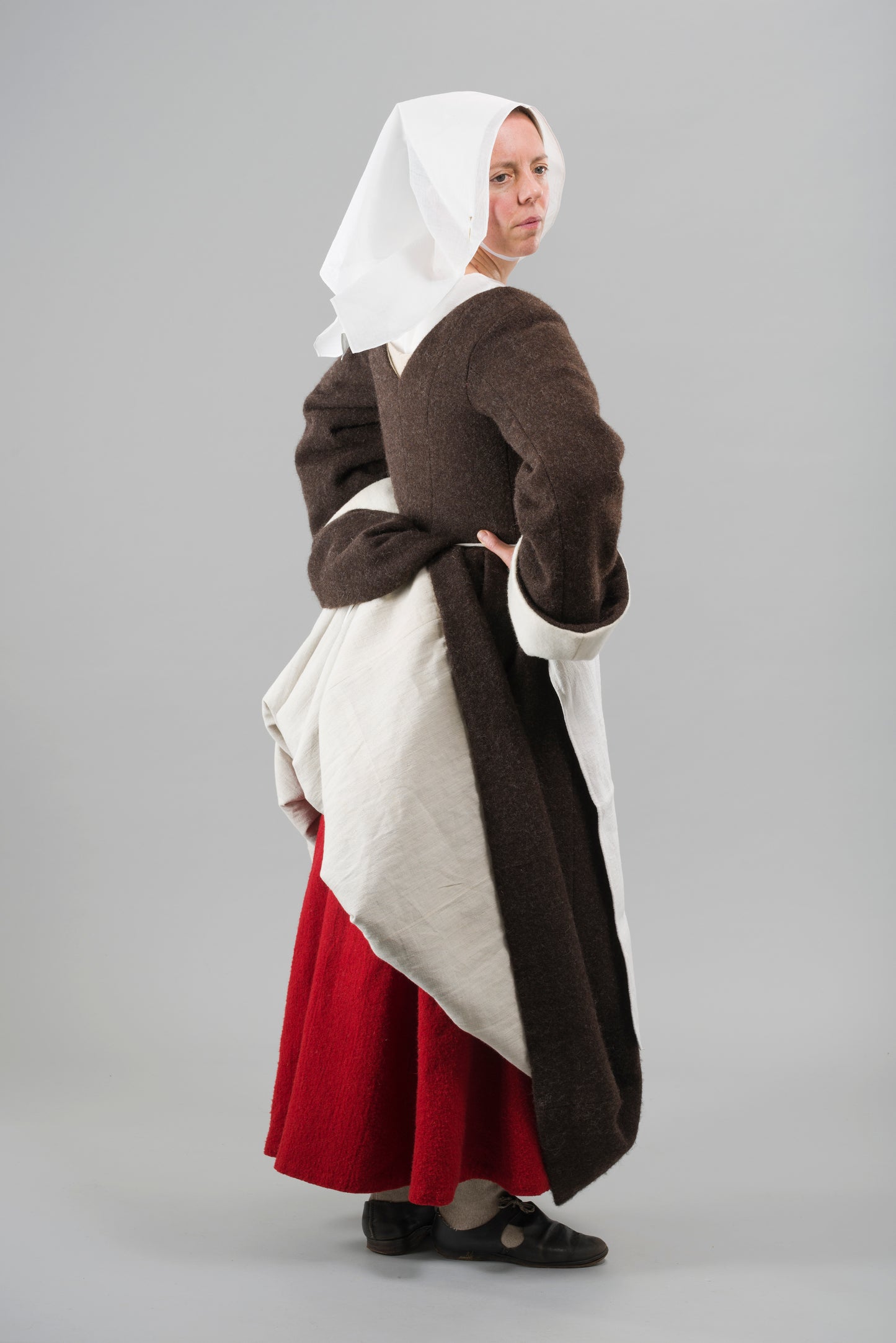 Finished garment - Tudor woman's poor black round gown as featured in The Typical Tudor (Copy)