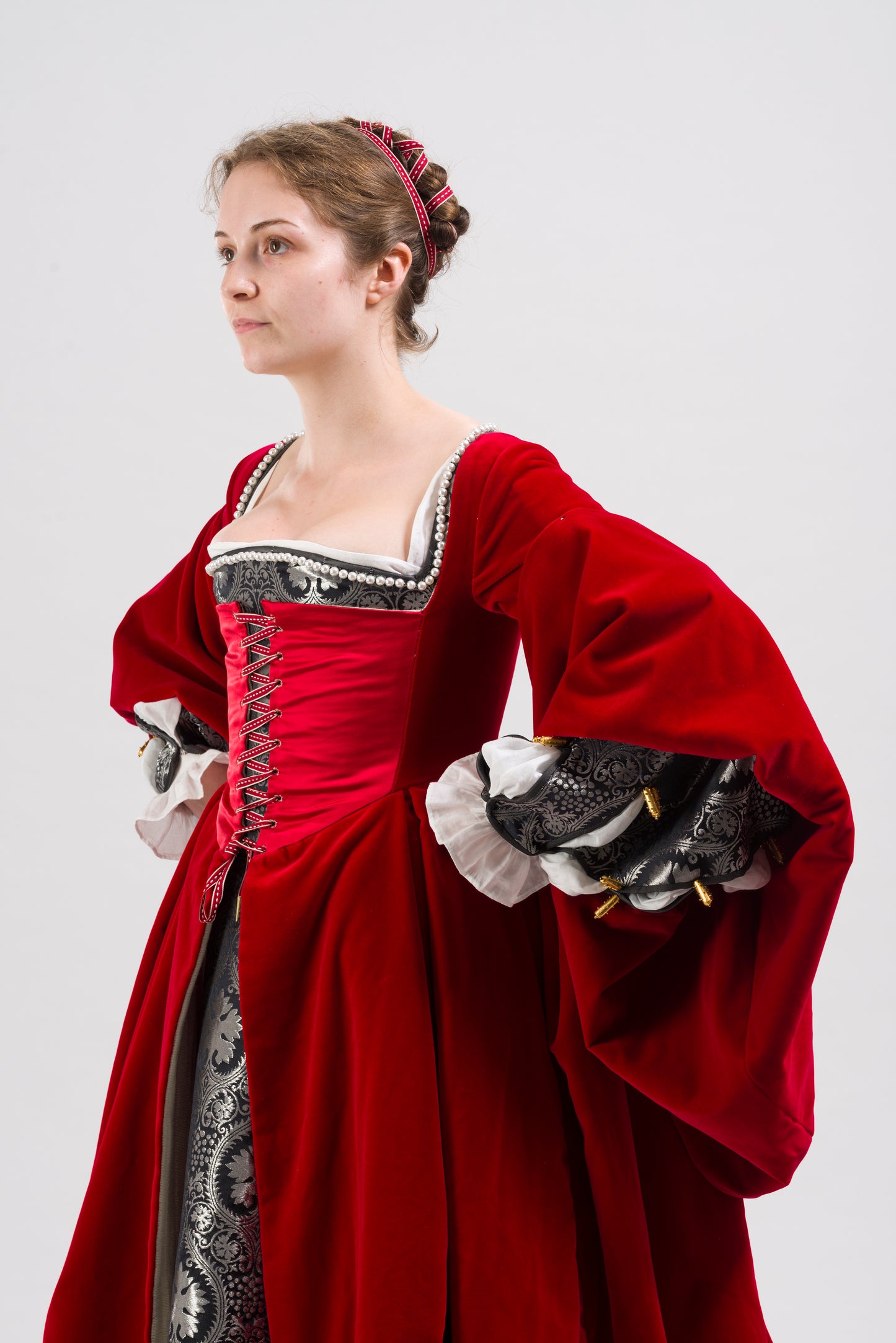 Finished costume - Crimson velvet gown, silver silk damask kirtle with jewelled neckline and matching sleeves (Copy)