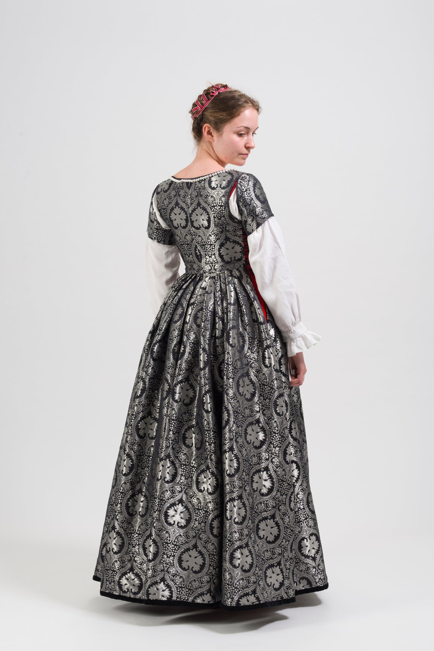 Finished costume - Crimson velvet gown, silver silk damask kirtle with jewelled neckline and matching sleeves (Copy)