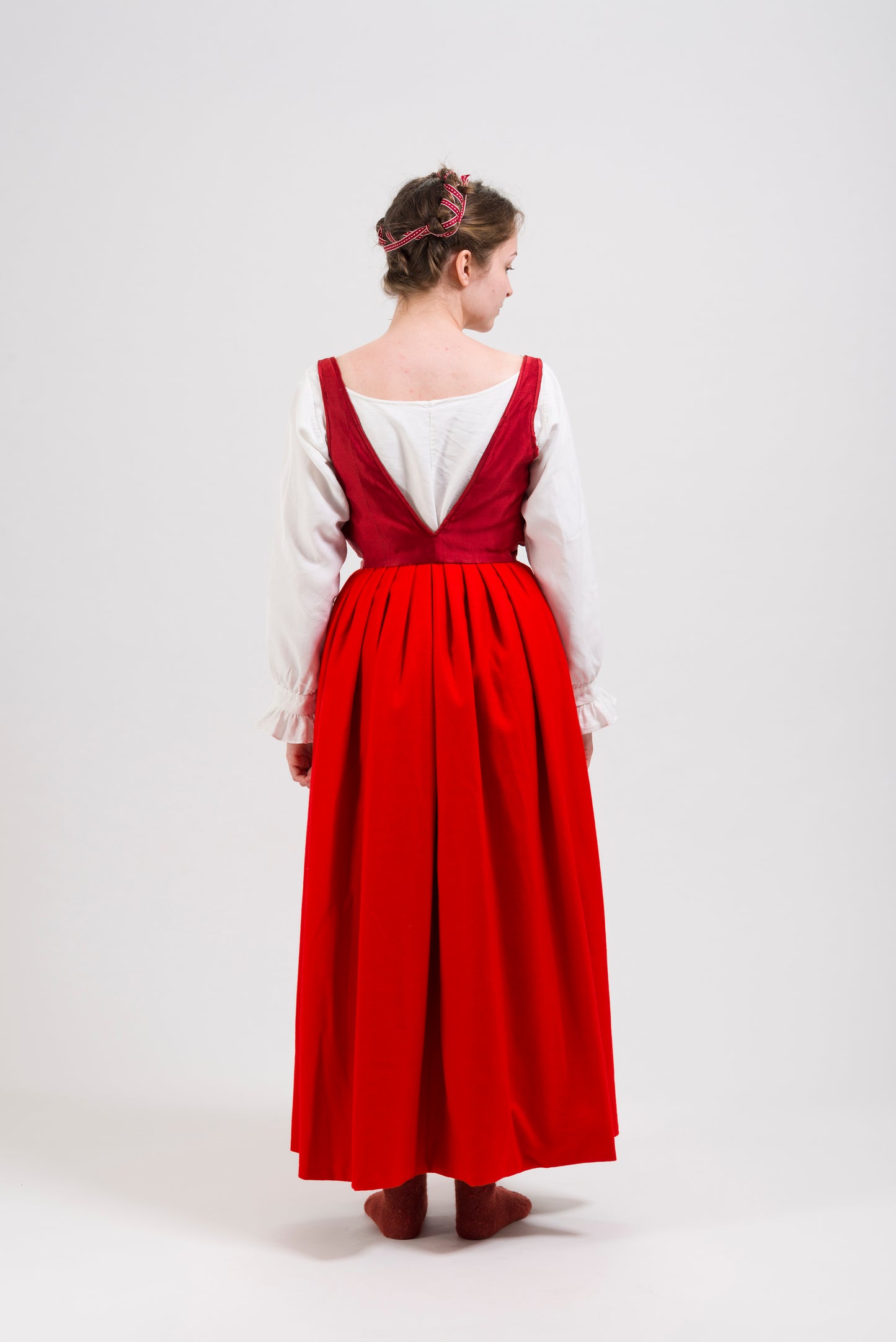 Finished costume - Crimson velvet gown, silver silk damask kirtle with jewelled neckline and matching sleeves (Copy)
