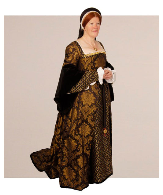 Pattern for Henrician lady's gown
