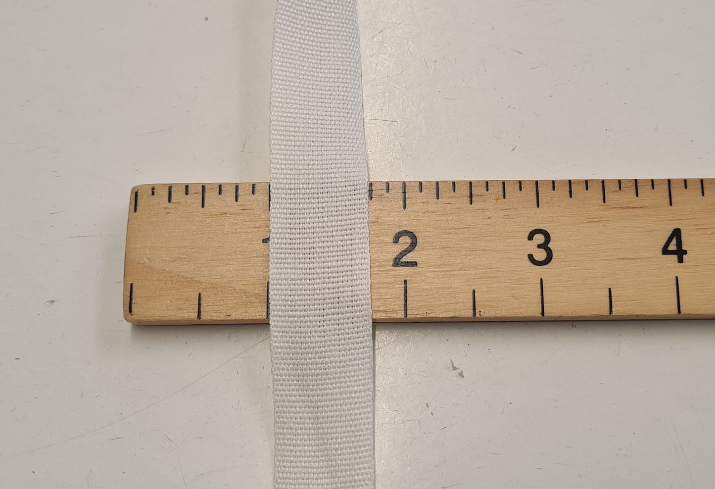 White or black 100% linen tape for Renaissance or Elizabethan reenactment in two widths 3/8in or 3/4in (10mm or 18mm wide) - sold by the half yard